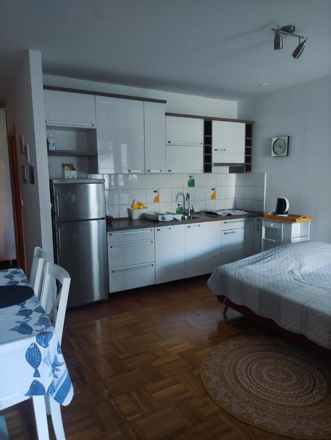 Apartman Vesna 2 Persons Njivice Extérieur photo